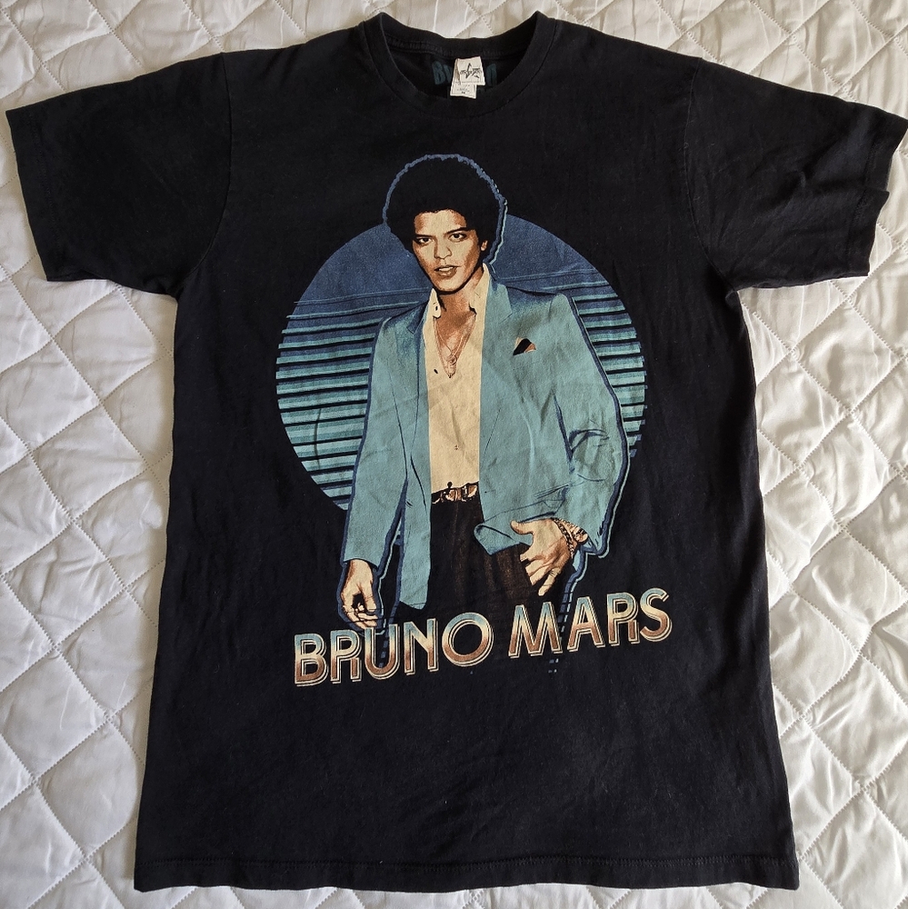 Bruno Mars 2013 Moonshine Jungle Tour Tee Size Medium